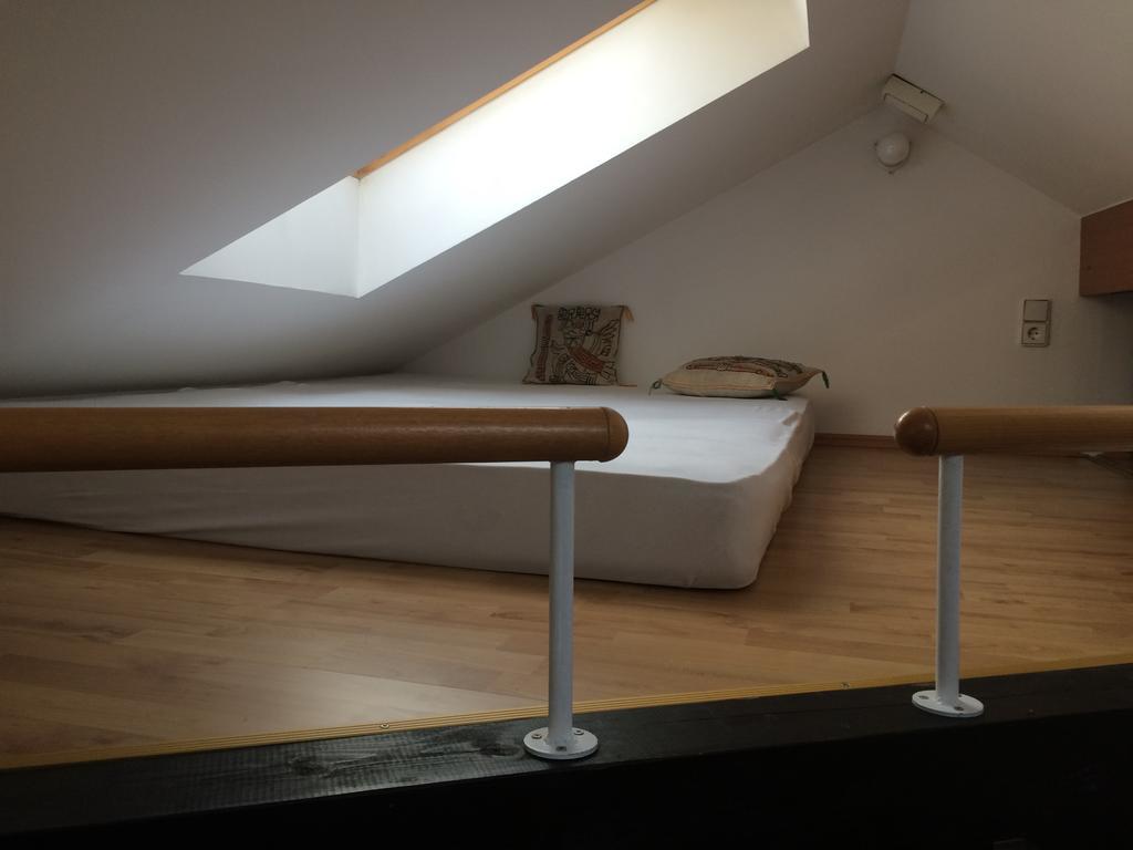 Apartment Loft Ljubljana Rum bild